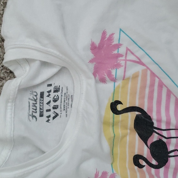 Women's Fringed Tshirt Crop - Picture 2 of 3